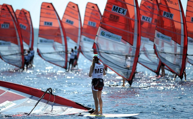 RS:X action - ISAF Youth Worlds 2011 © Sime Sokota/ISAF Youth Worlds